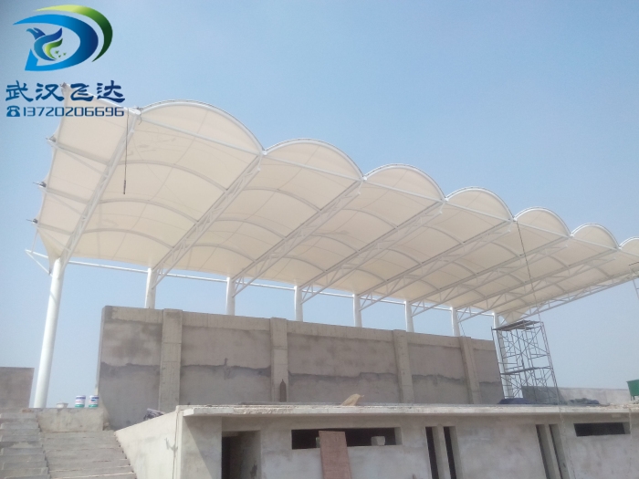 膜结构體(tǐ)育棚